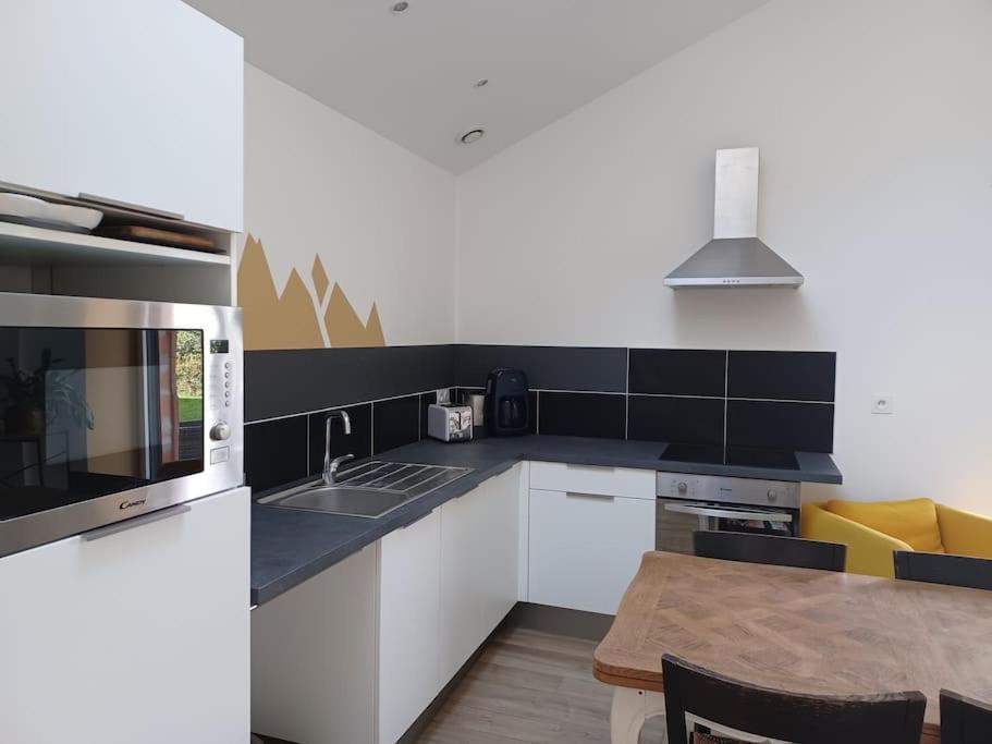 ~ Au Calme A La Campagne ~ Apartman La Meziere Kültér fotó